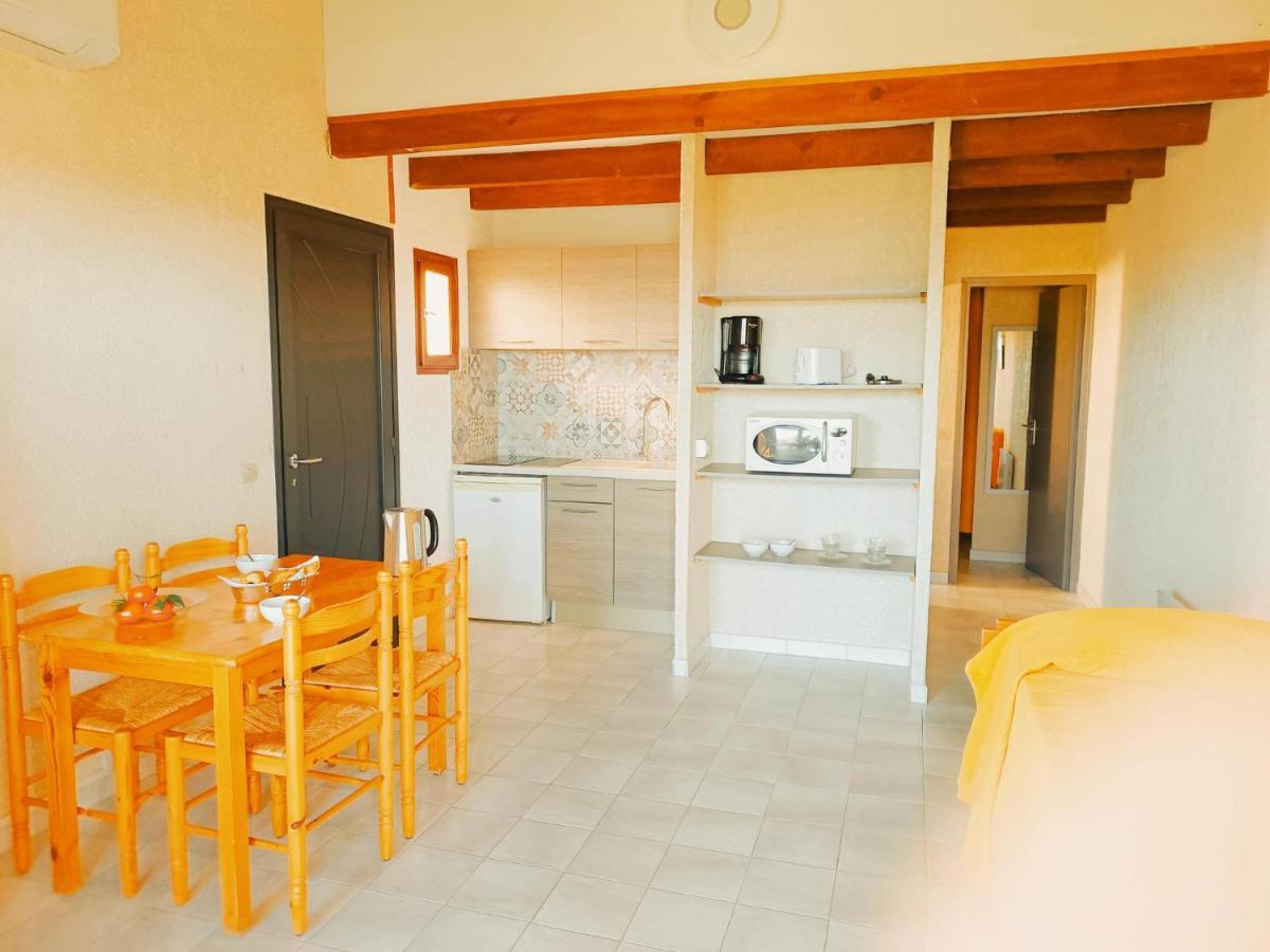 Residence Maina Каржез Екстер'єр фото