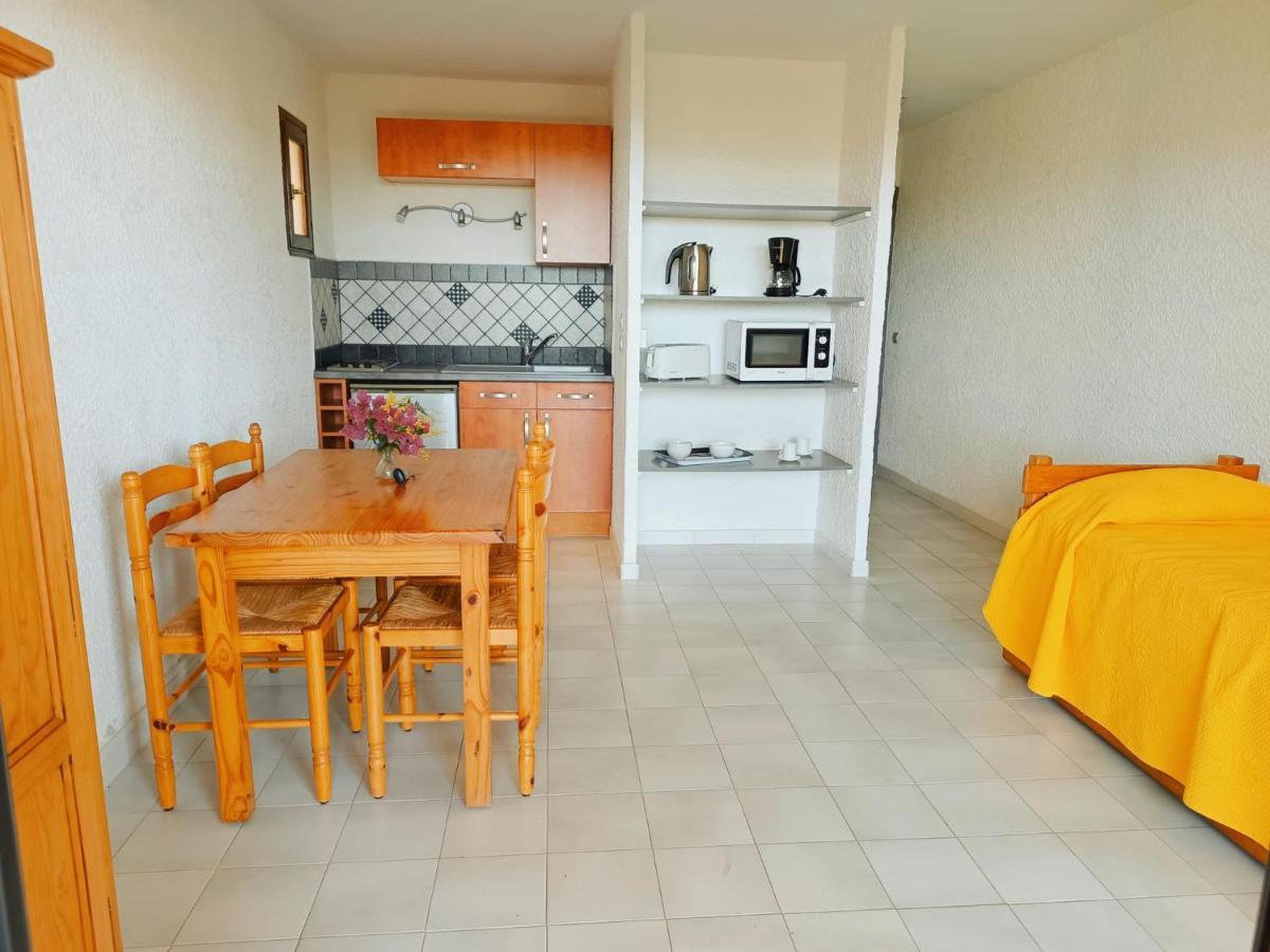 Residence Maina Каржез Екстер'єр фото